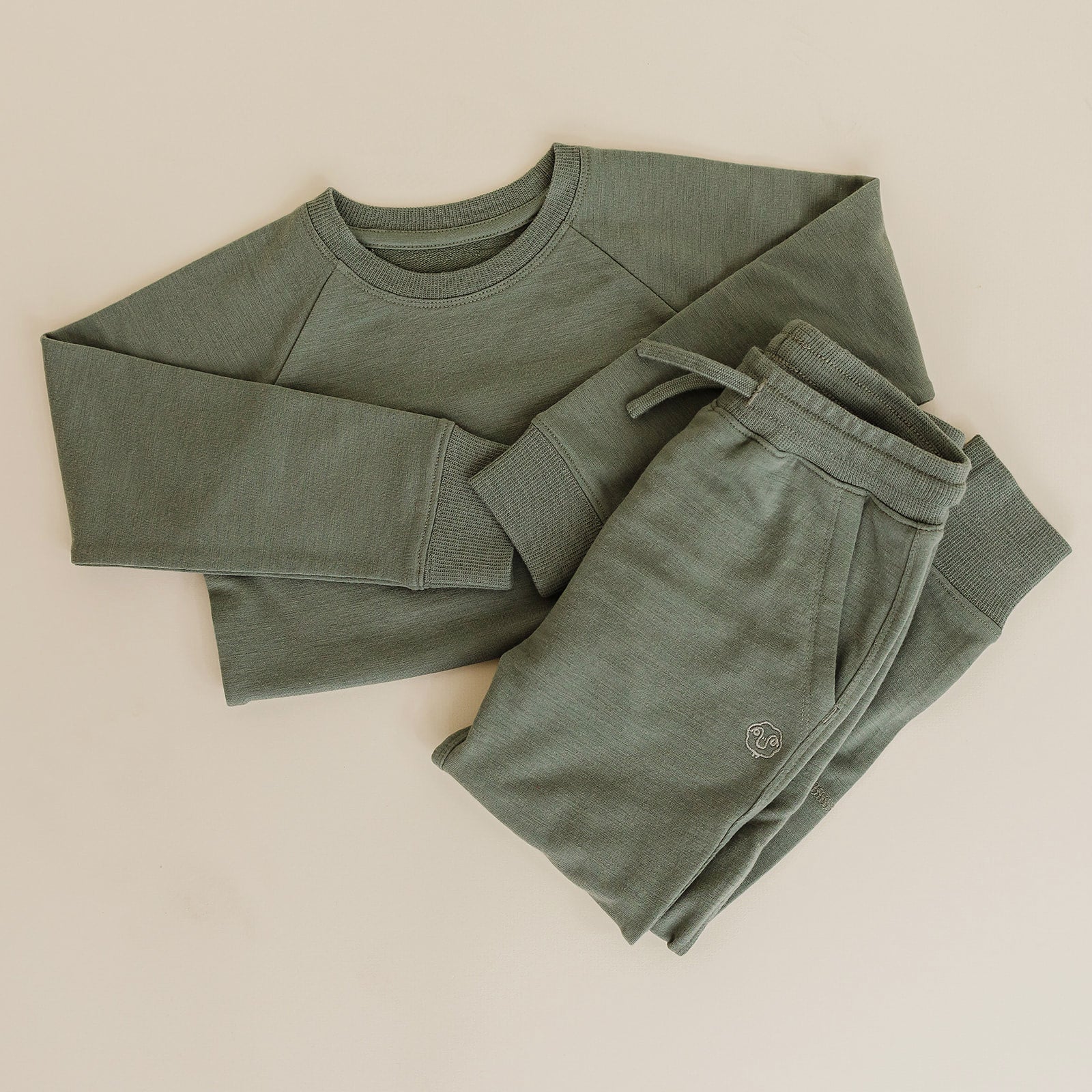 Kids Merino Wool Crew Neck Sweatshirt, Olive - Image 4